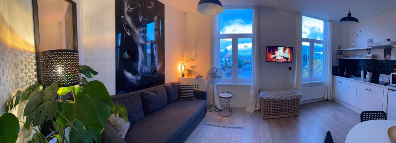 Sleep - Black And White Modern Flat With Cityview Appartement Anvers
